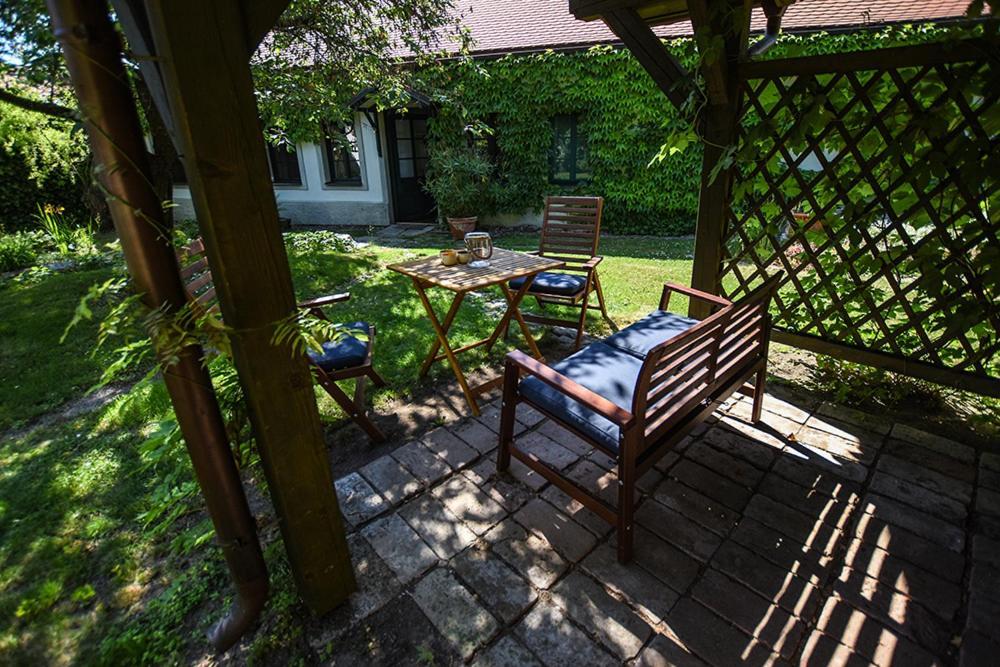 Dum V Zahrade Apartment Pisek  Exterior photo